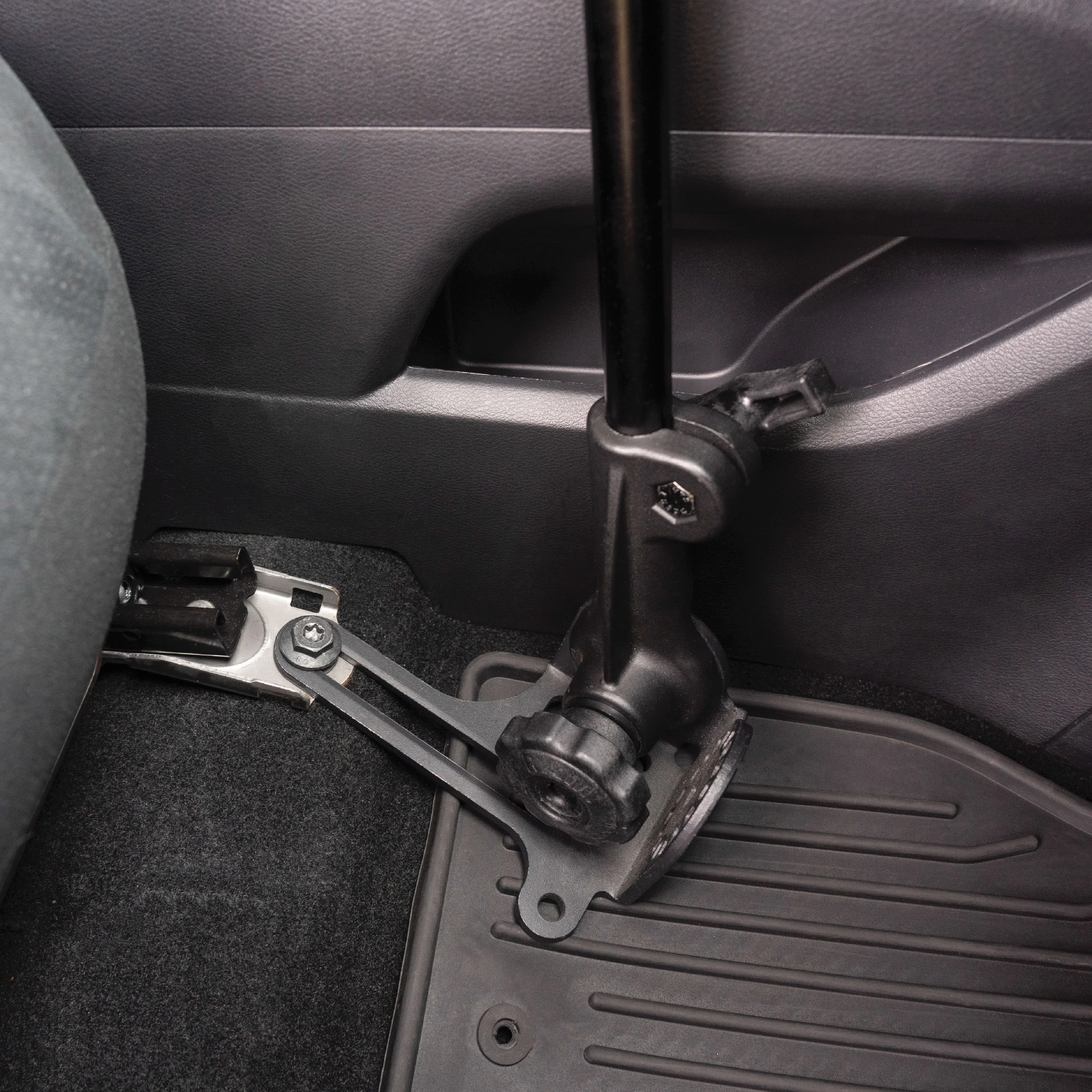 RAM® Pod HD™ 30" Vehicle Mount with RAM® X-Grip® for 7-8" Tablets - Image 4
