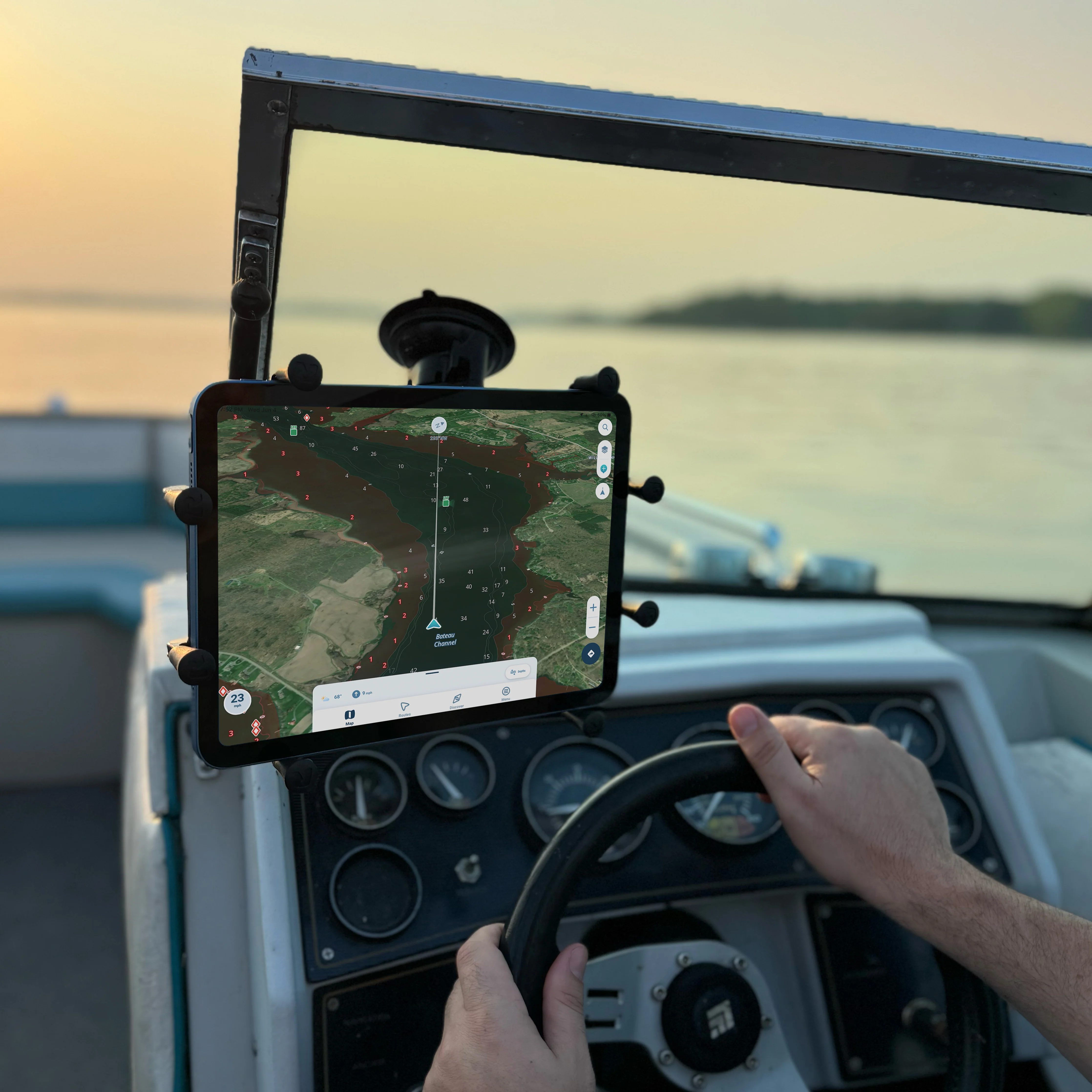 RAM® X-Grip® with RAM® Twist-Lock™ Suction Cup Mount for 9"-11" Tablets - Image 5