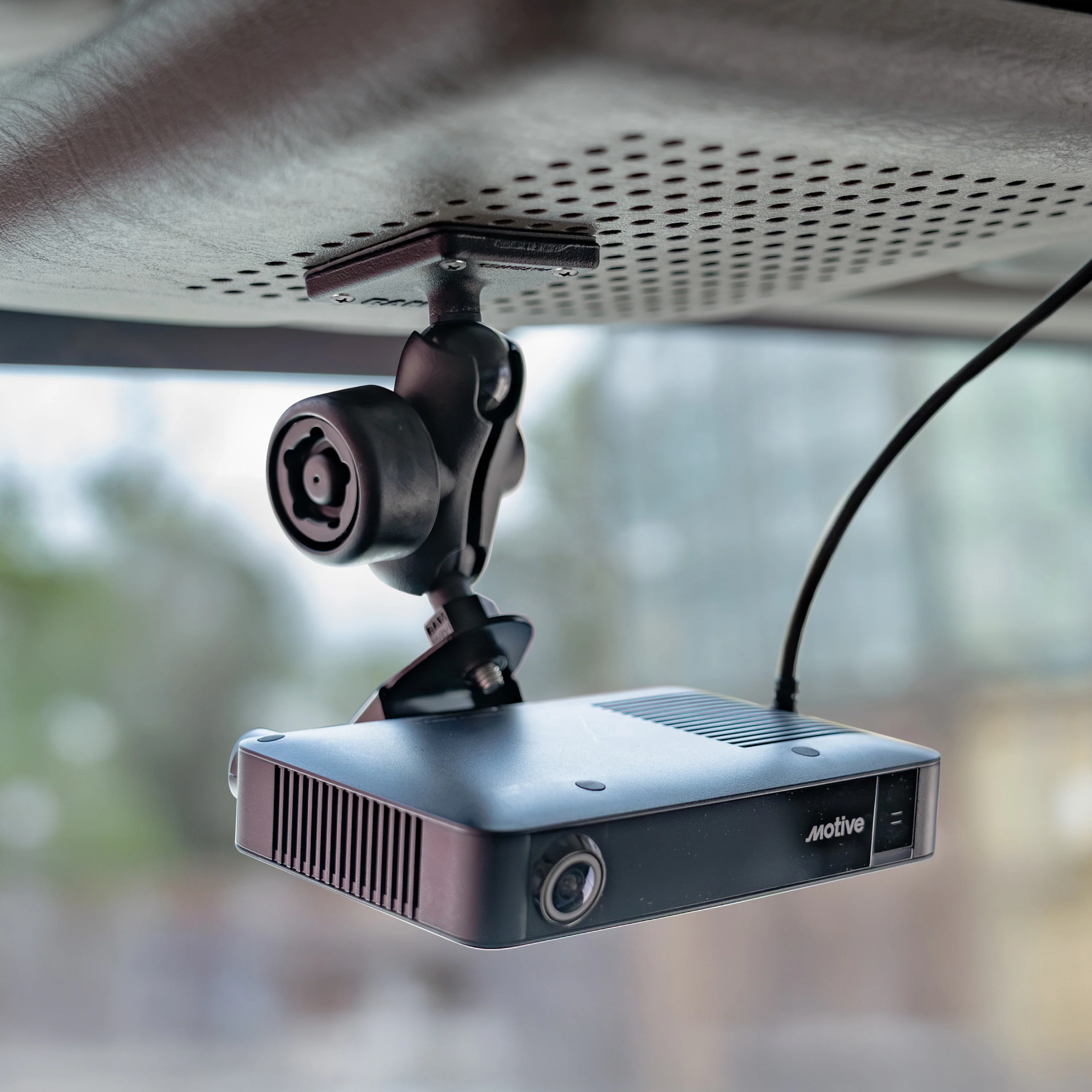 RAMĀ® Dashboard Mount for Motive AI Dashcam Plus - Image 5