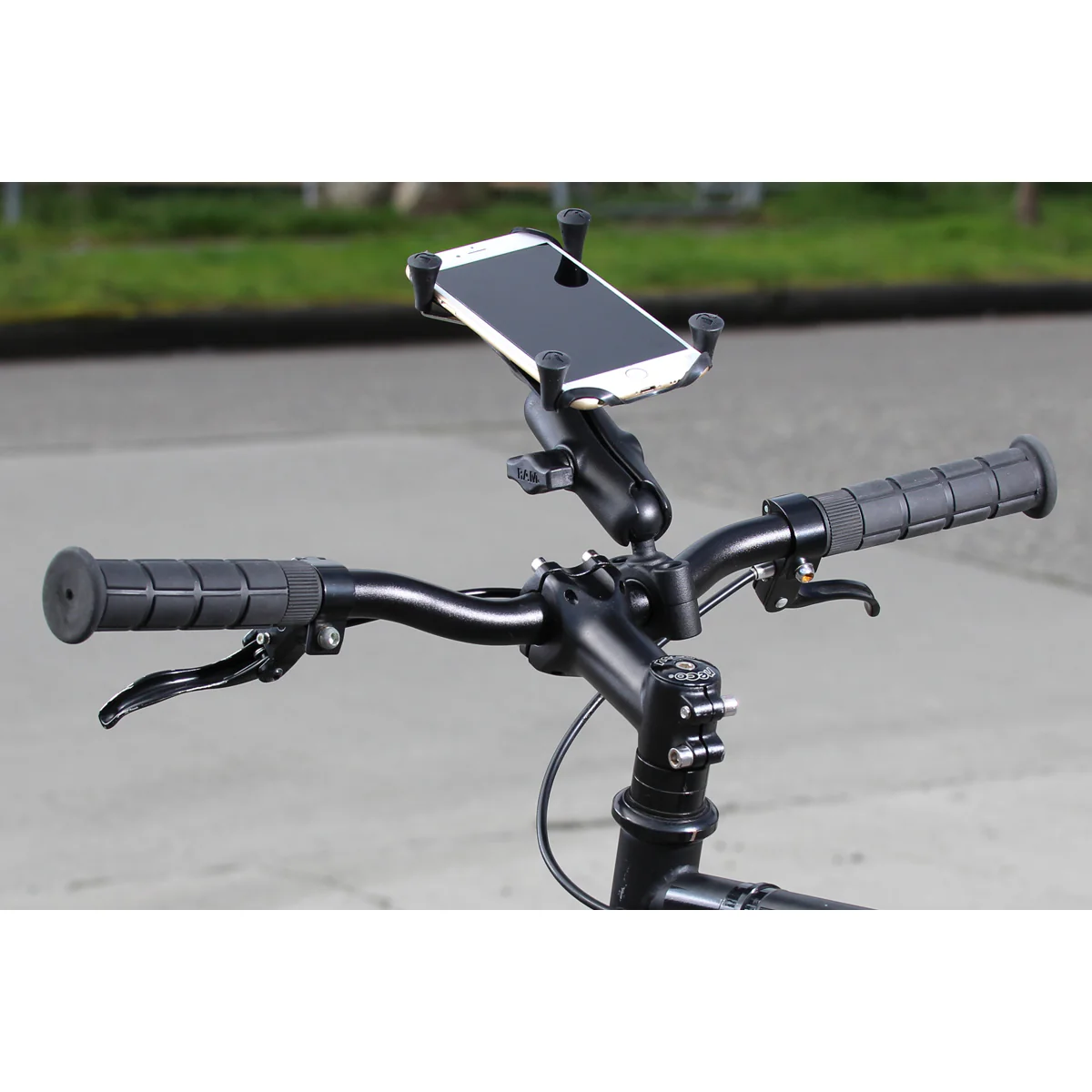 RAM® X-Grip® Large Phone Mount with Torque™ Medium Rail Base Medium Arm - Image 5