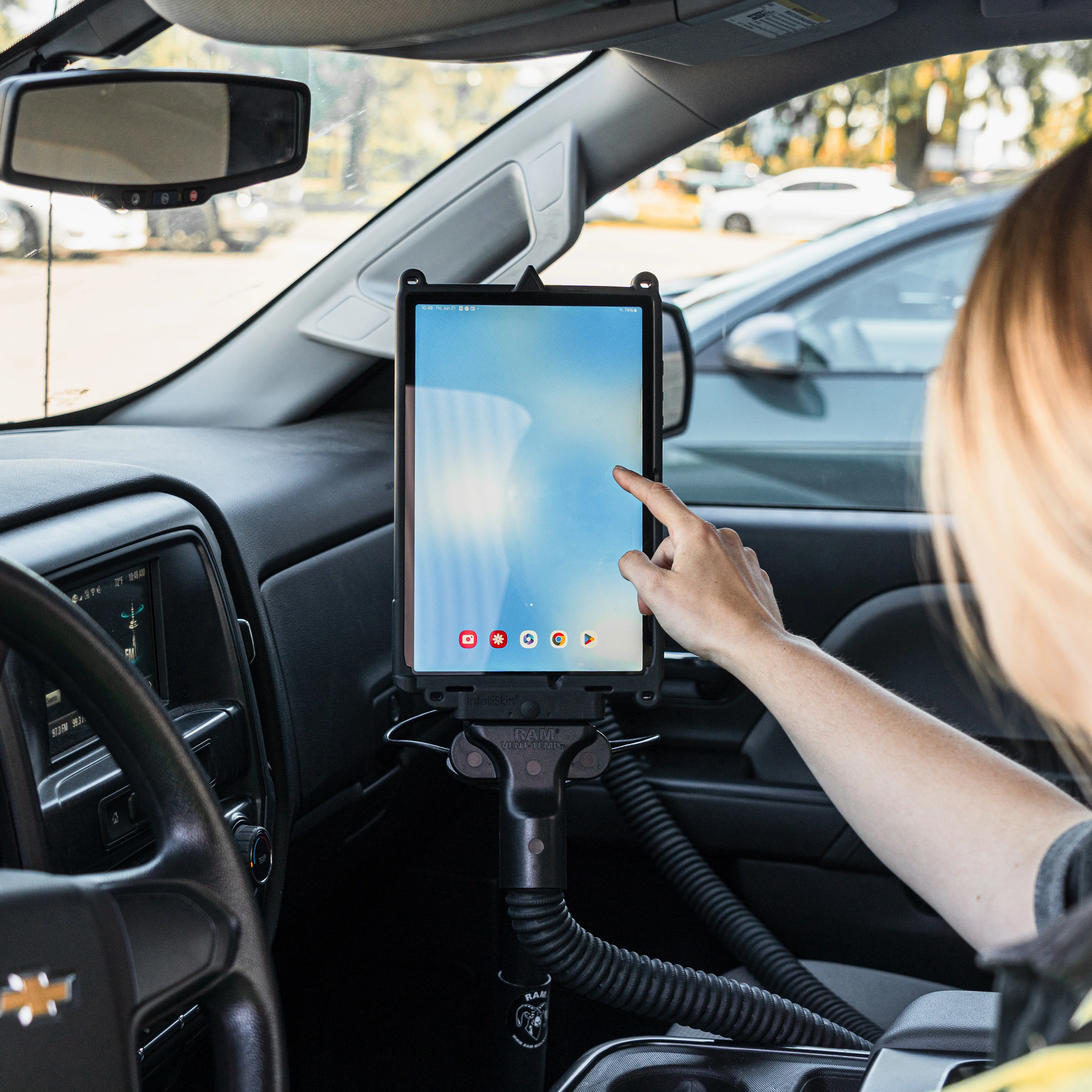 IntelliSkin® Next Gen With LED for Samsung Tab A9+ - Image 7