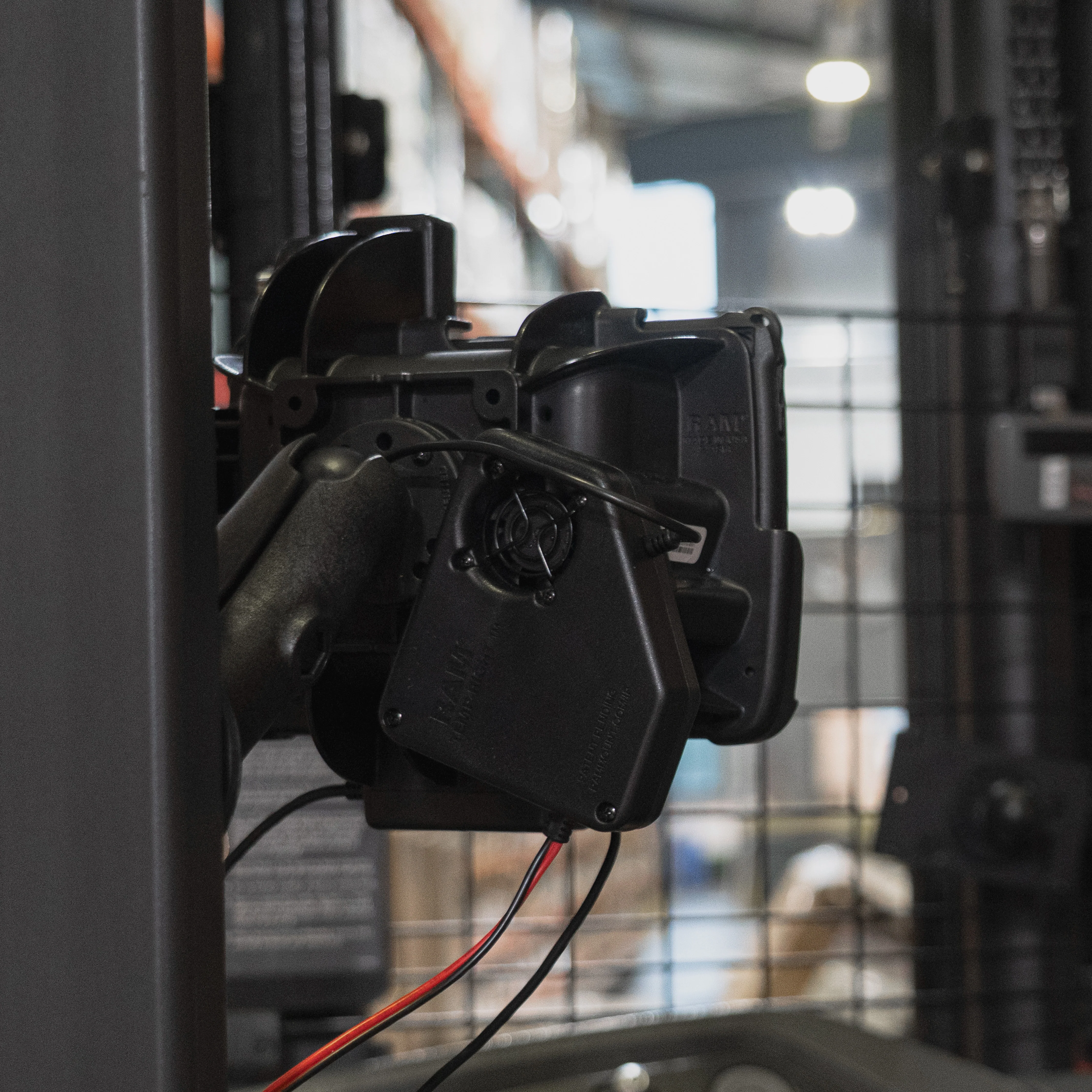 RAM® Tough-Dock™ Power + Dual USB for Zebra ET401 & ET4x 8" - Image 8